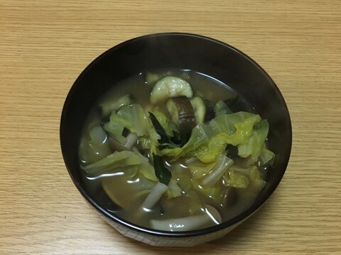 野菜たっぷり味噌汁